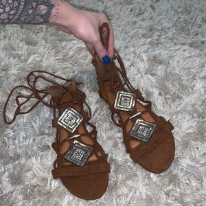 NWOT cute sandals size 8